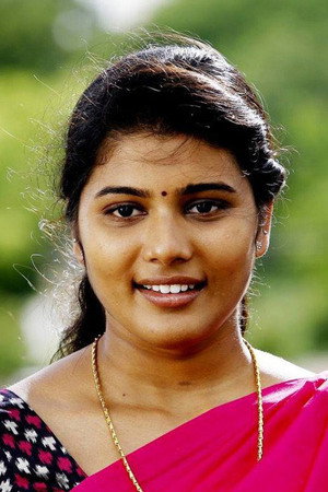 Saranya Pradeep portrait
