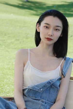 Wei Suo portrait