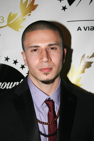 Solvan Naim portrait