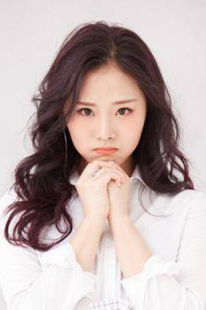 Dong Yan portrait