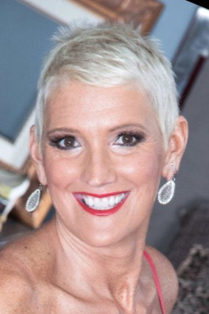Lexy Cougar portrait
