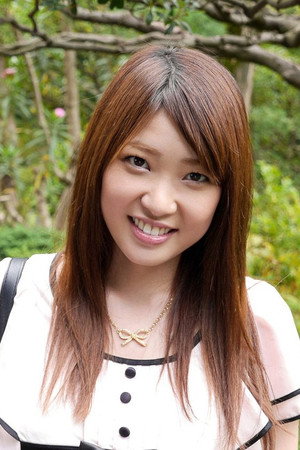 Hitomi Inoue portrait