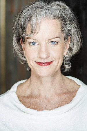 Tracey Hoyt portrait