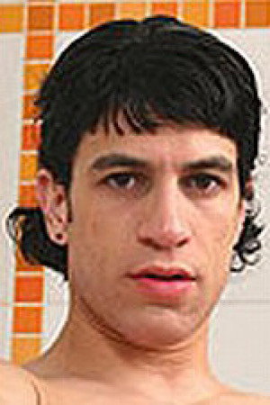 Martin Gomes portrait