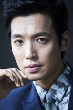 Jung Kyung-ho portrait