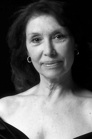 Claudia Gravy portrait