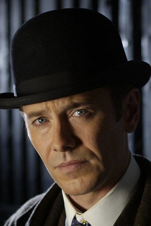 Peter Outerbridge portrait