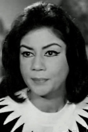 Layla Karim portrait