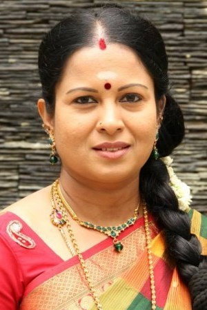 Rindhu Ravi portrait