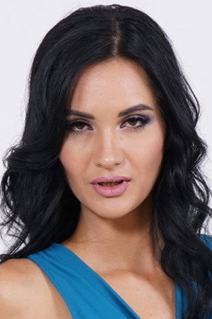 Megan Venutri portrait