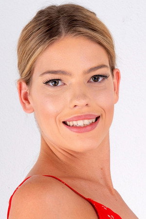 Leah Lee portrait