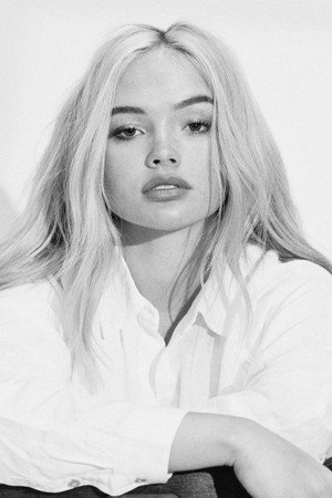 Natalie Alyn Lind portrait