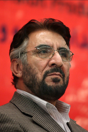 Farajollah Salahshoor portrait