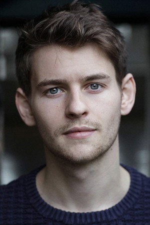 Tom Leach portrait