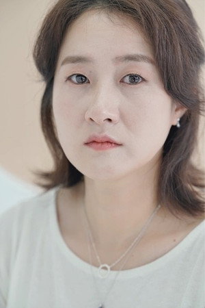 Kim Seon-kyeong portrait