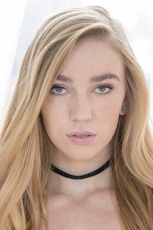 Kendra Sunderland portrait