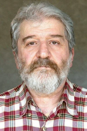 Omid Roohani portrait