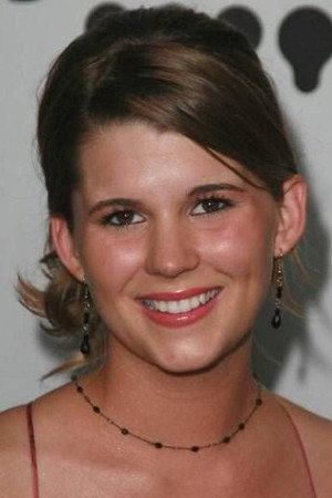 Lindze Letherman portrait