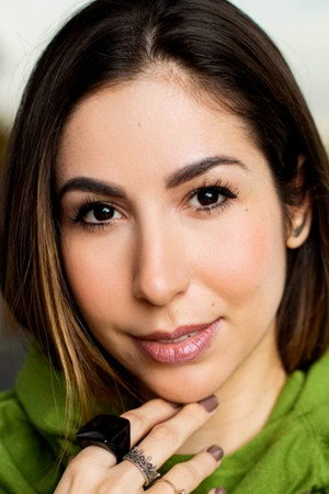 Julie Duarte portrait