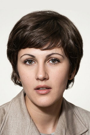 Defne Toppare portrait