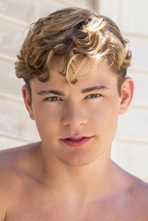 Oliver Marks portrait
