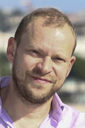 Robert Webb portrait