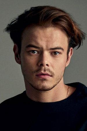 Charlie Heaton portrait