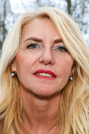 Laura Ace portrait