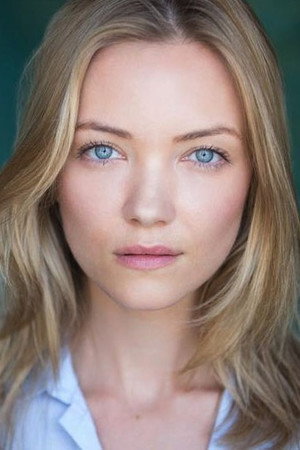 Laura Dale portrait