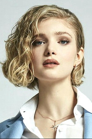 Elena Kampouris portrait