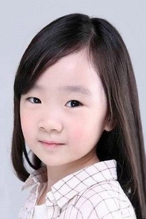 Heo Yool portrait