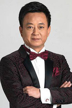 Jun Zhu portrait
