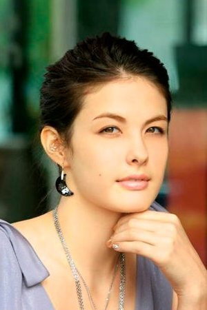 Kim Deanna portrait
