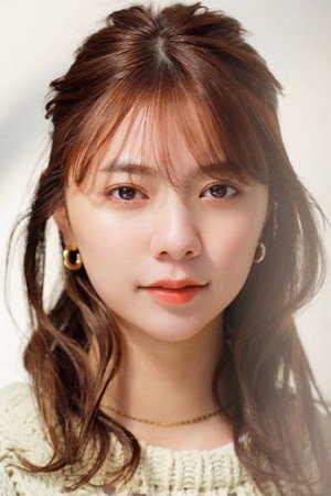 Asuka Kawazu portrait