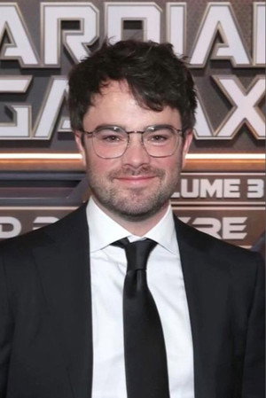 Simon Hatt portrait