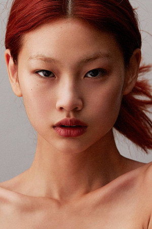 Hoyeon portrait