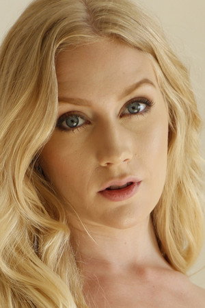 Emma Starletto portrait