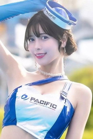 Asami Nanase portrait