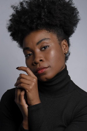 Larissa Noel portrait