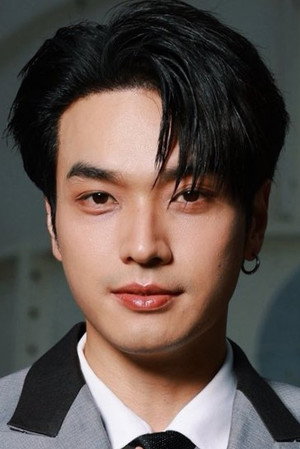 Oabnithi Wiwattanawarang portrait