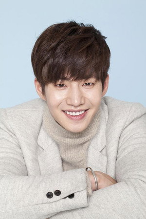 Song Jae-rim portrait