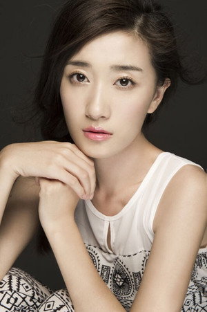 Bai Ru portrait