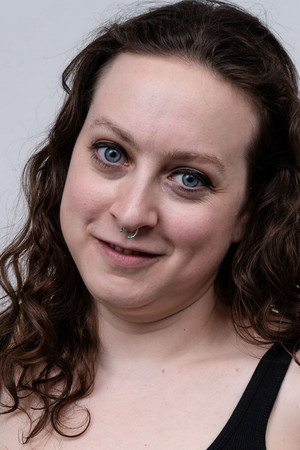 Delphine X portrait