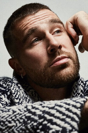 Travis Kelce portrait