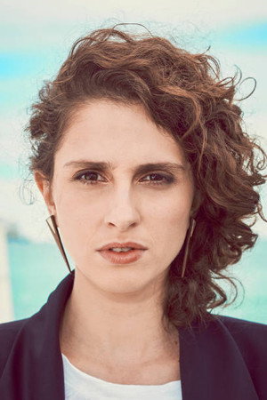 Carol Duarte portrait