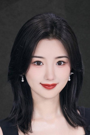 Mao Xiaotong portrait