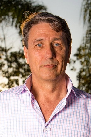 Steve Holmes portrait