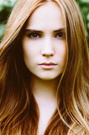 Tara Fischer portrait