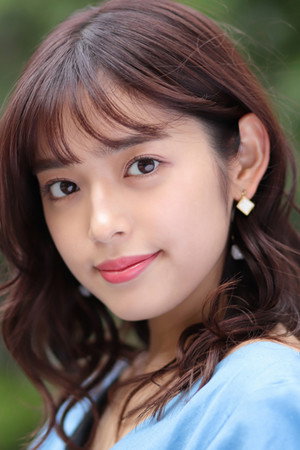 Honoka Yahagi portrait