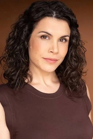 Leslie Hippensteel portrait